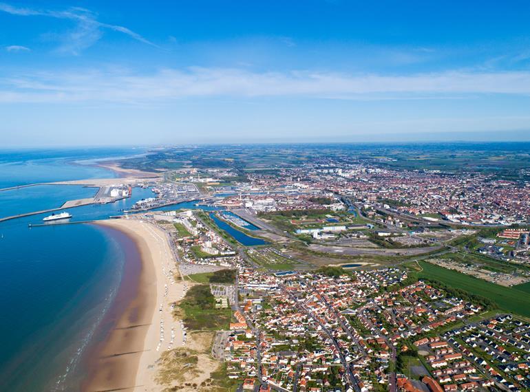 Port De Calais © Altitudedrone Adobestock