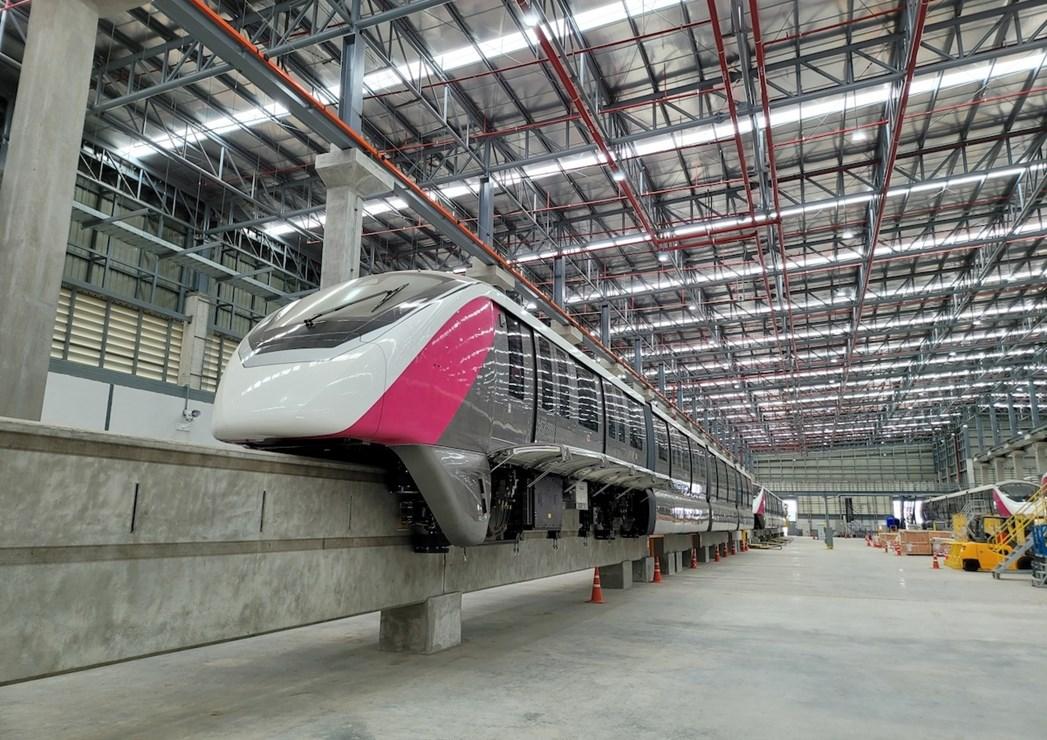 Pink Line, Bangkok ©Yu Michael