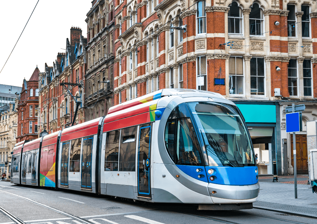 Tram Birmingham © Canva