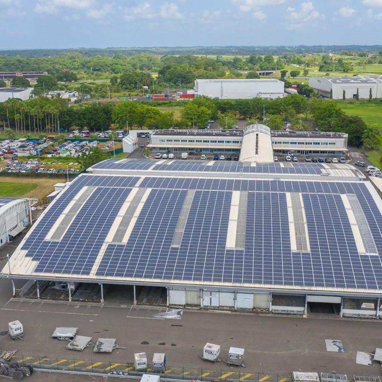 Guadeloupe Airport © Photo Bruno Michaux Vignes