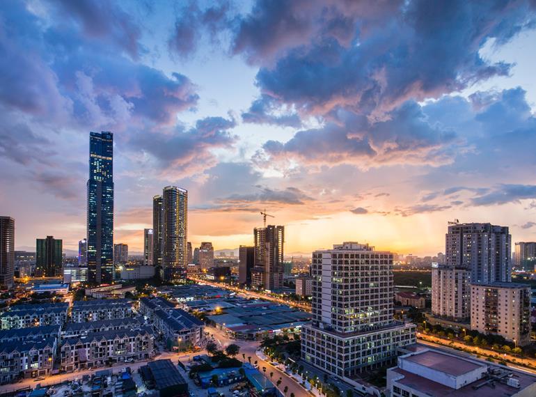 Hanoi view dusk © Minh Luu (Minhluu.com & AA+Photography - Unsplash