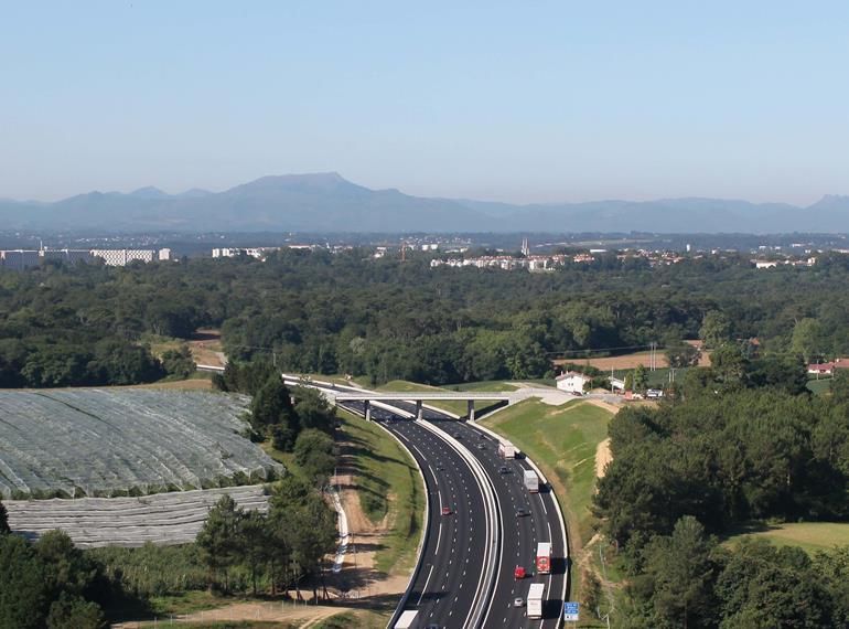 ROA A63 Motorway EN R ©Balloide